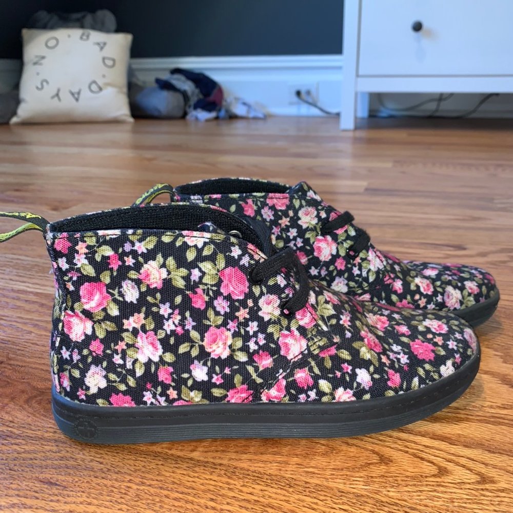 DR. MARTENS Canvas Rose Ankle Boots